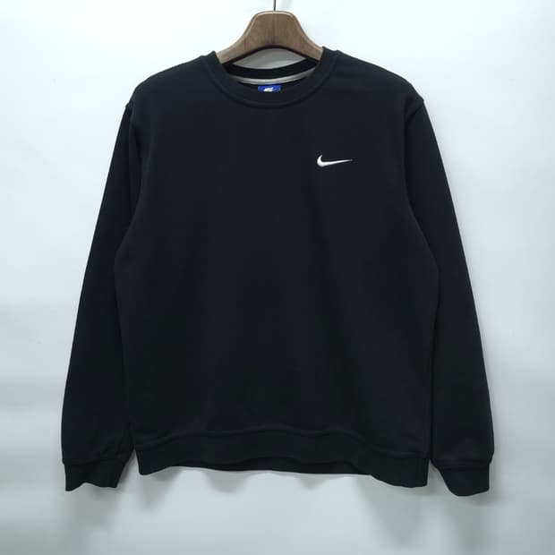 나이키 남성 블랙 솔로스우시 로고 스웻 맨투맨 (XXL)