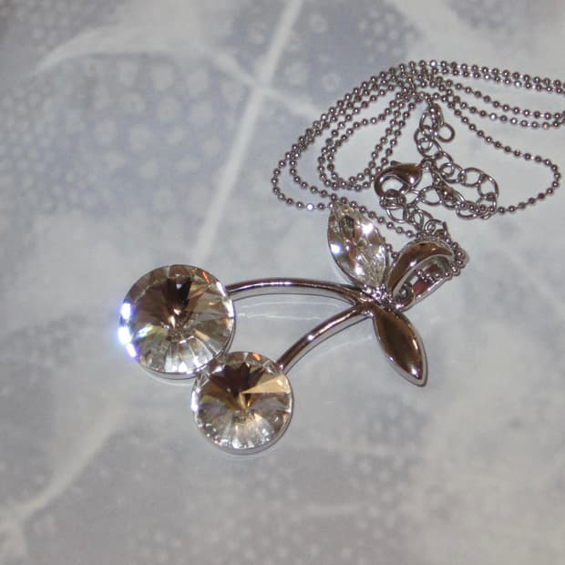 빈티지 체리 목걸이