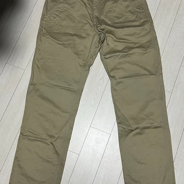 아웃스탠딩 치노팬츠 베이지 32사이즈