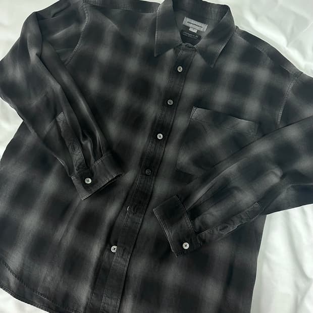 (2) 999 휴머니티 이지 옴브레 셔츠(dyed charcoal)
