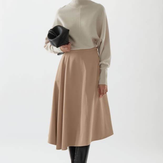 거의새것 COS 베이지 A라인 언발 롱스커트