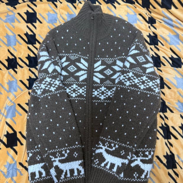 노르딕 니트집업 브라운 