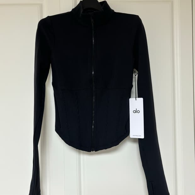 알로요가 에어브러쉬 자켓 블랙 s