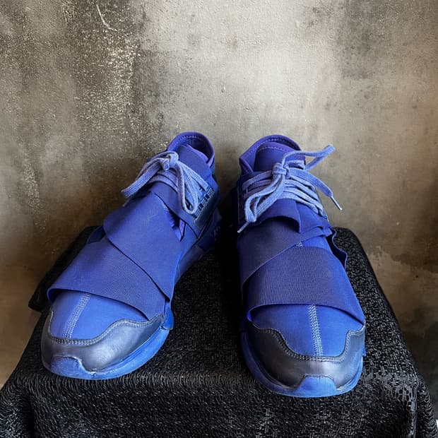 Y-3 콰사 다크블루