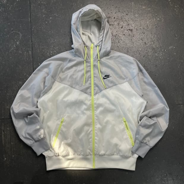 100 나이키 윈드러너 바람막이 
