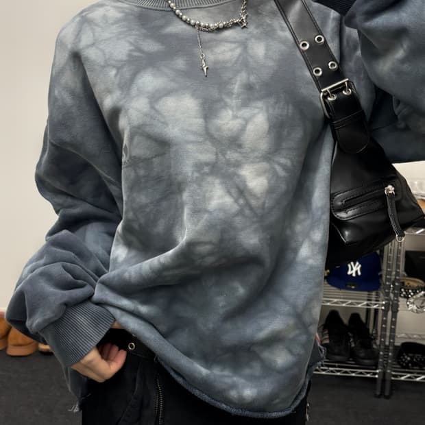 피코 00s 피그먼트 타이다이 맨투맨