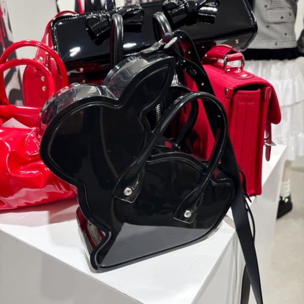 꼼데가르송걸 토끼 가방