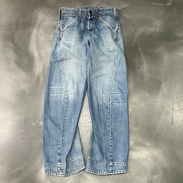  리바이스 엔지니어드진 데님 팬츠 y14710