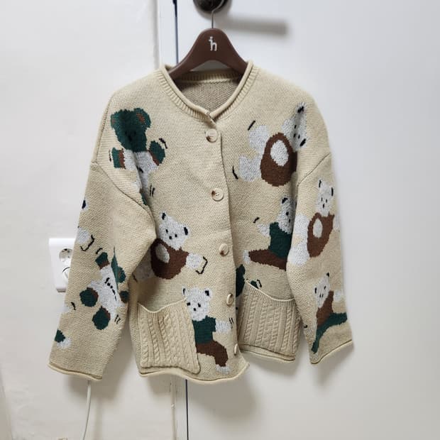 곰돌이 베이지 가디건