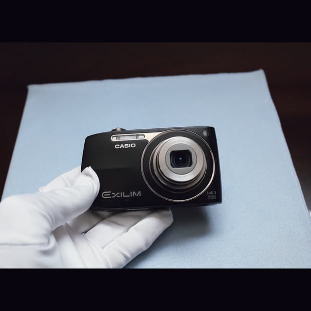 <레어> 카시오 엑슬림 z2000 (z2300) 블랙 빈티지 디카