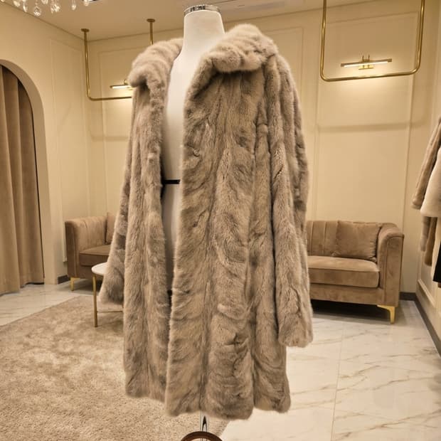 쉬즈미스(SHE'S MISS) 천연 밍크 100% 코트 (사이즈 66)