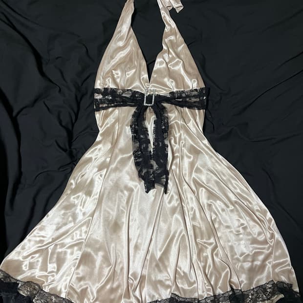 실크 슬립 홀터넥 원피스 파티드레스 오네갸루 고스펑크