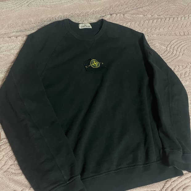 22SS 스톤 아일랜드 맨투맨 블랙 L