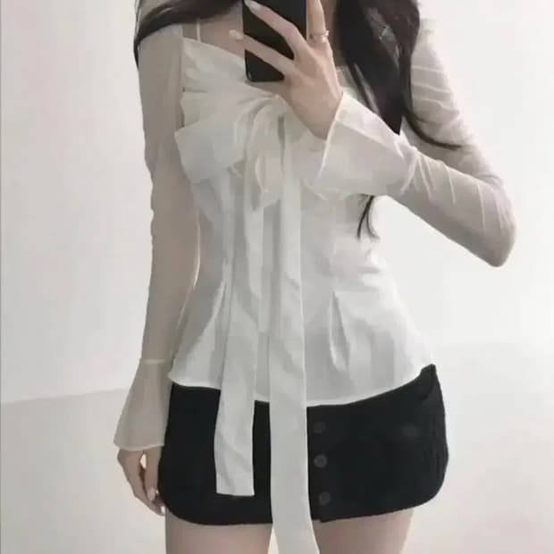 힐다 고희 실키 스완 블라우스 화이트