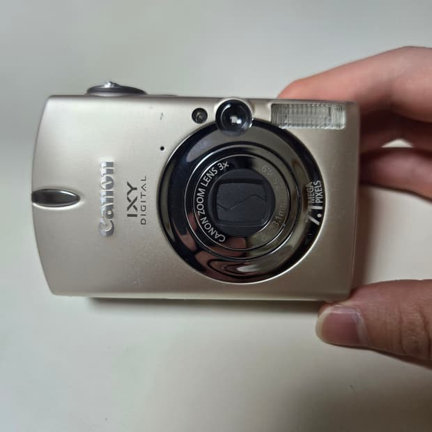 캐논 IXY 700 (익서스750) 디지털 카메라