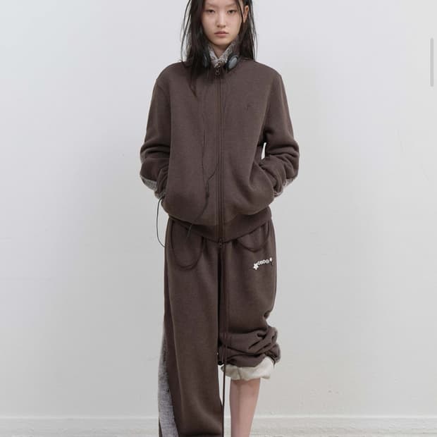 오호스 퍼 트림 저지 집업 스톤 브라운 3사이즈