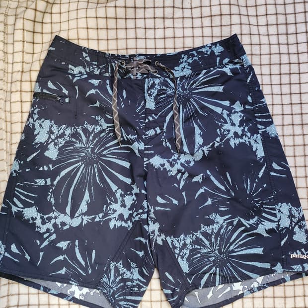 1213) 파타고니아 맨즈 웨이브페어러 보드 반바지