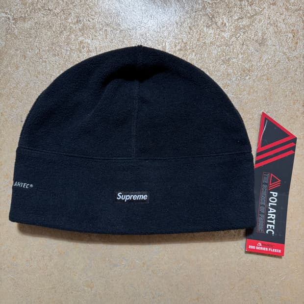 슈프림 폴라텍 비니 블랙