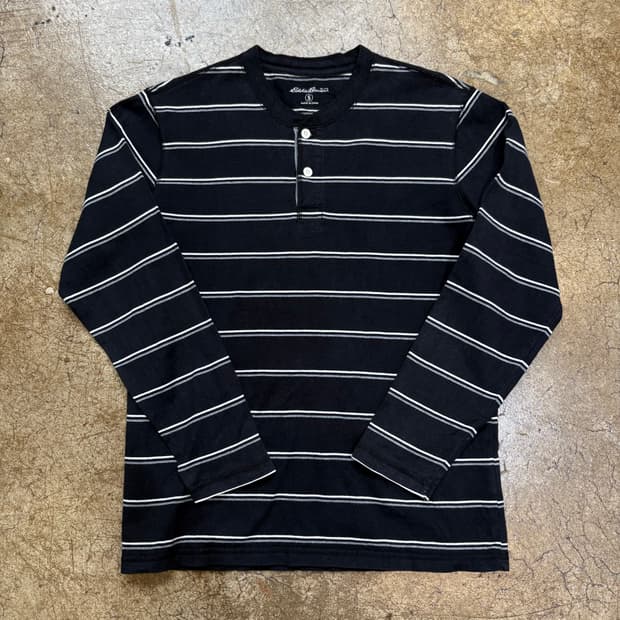 에디바우어 스트라이프 헨리넥