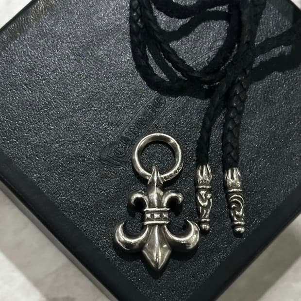 [ L ] 크롬하츠 플레어 라지 펜던트 + 볼로팁