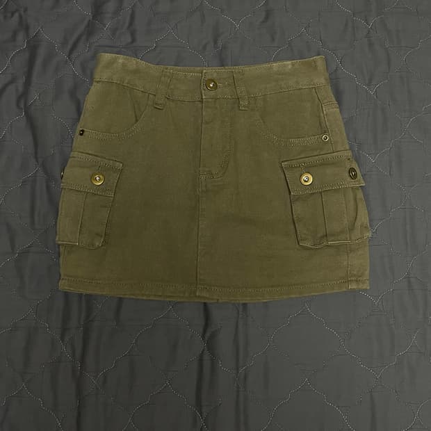 카고스커트 카키색