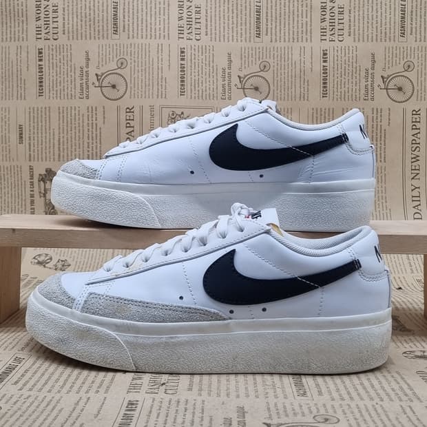 나이키 블레이저로우77  운동화245