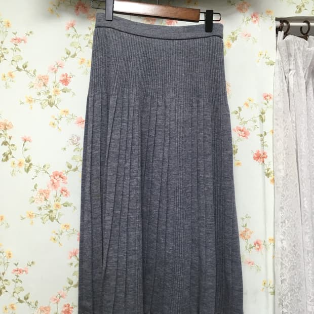 니트 플리츠 롱 스커트