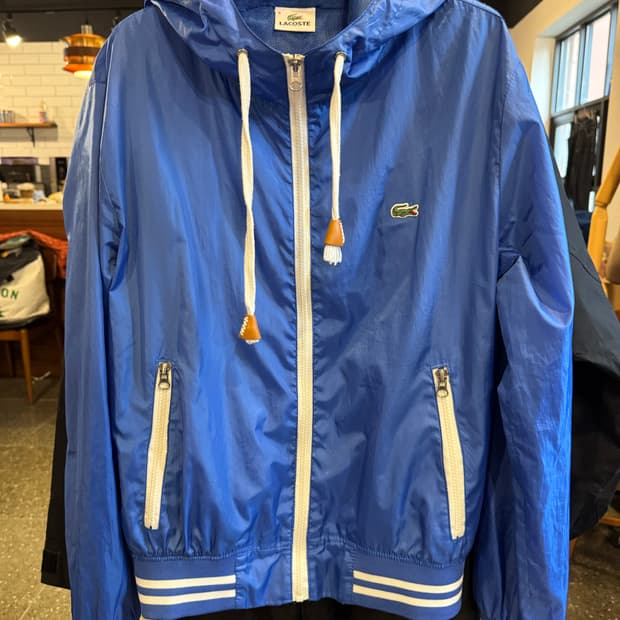 라코스테 윈드러너 