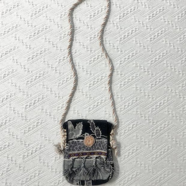 보헤미안 태슬 타이 크로스 백