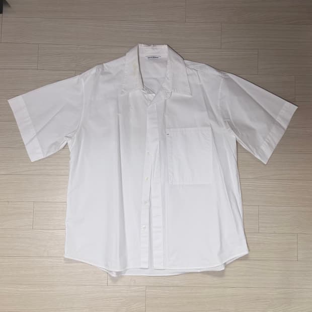 밈더워드로브 river 코튼 하프셔츠