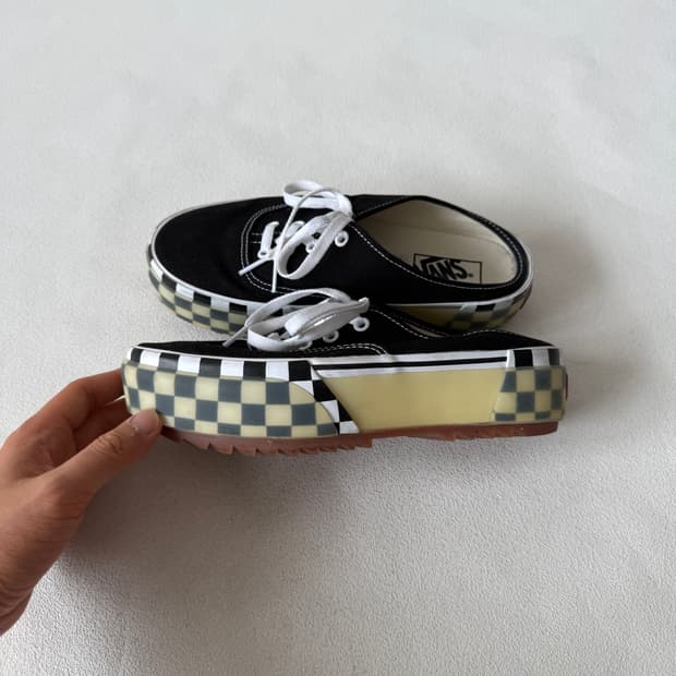 [240]반스(VANS) 체커보드 에센틱 뮬