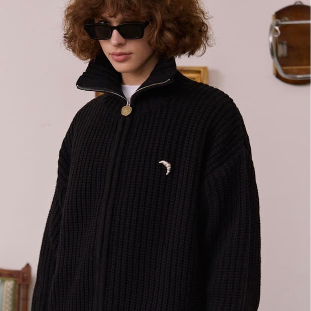 [M] STU 하이넥 집업 스웨터 블랙