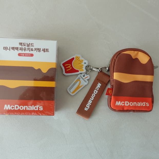 맥도날드 미니 파우치 키링