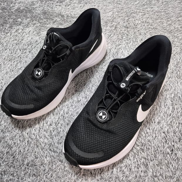 나이키 레볼루션7 이지온 270