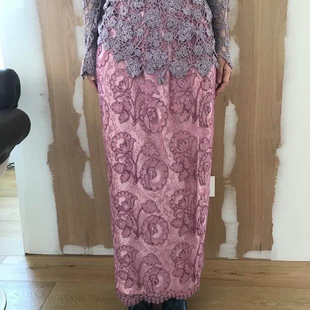 vintage pink lace skirt