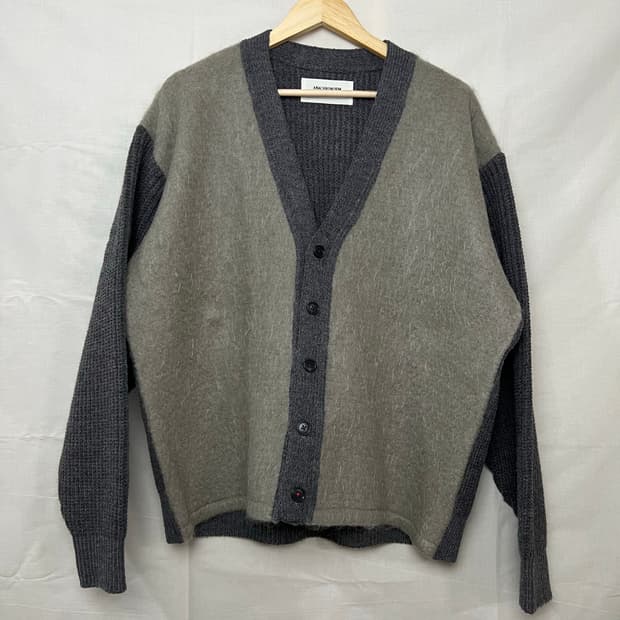 아나크로놈 ANACHRONORM 23FW 모헤어 가디건