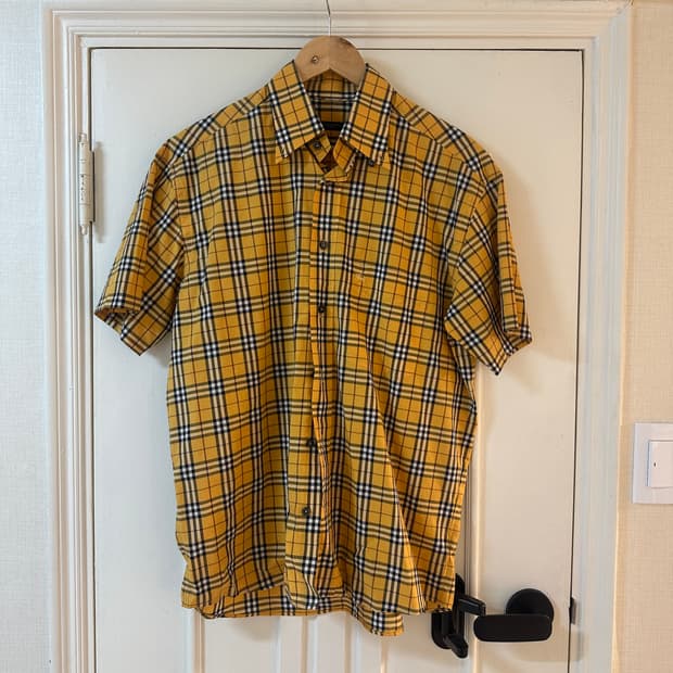 버버리 반팔 체크 셔츠
