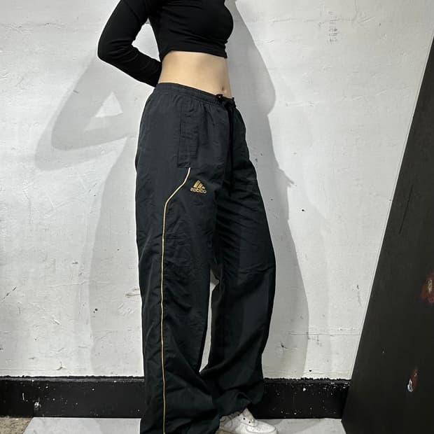 아디다스 블랙 골드 사이드 라인 와이드 트랙 팬츠 M