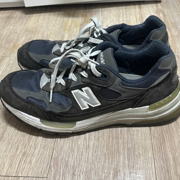 뉴발란스 992 네이비(275)