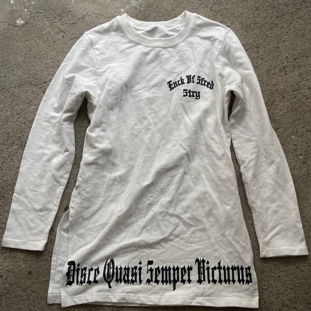 (Unknown)y2k long sleeve t