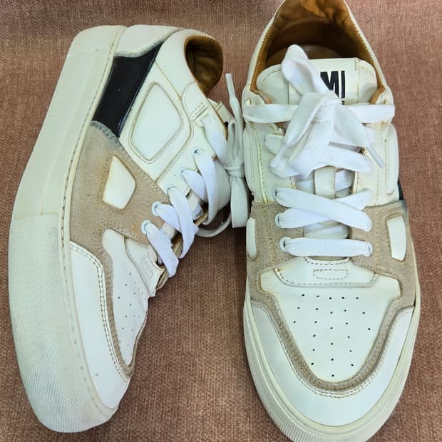 (정품) 아미 럭키 9 스니커즈 화이트/베이지 - 42사이즈 (270)