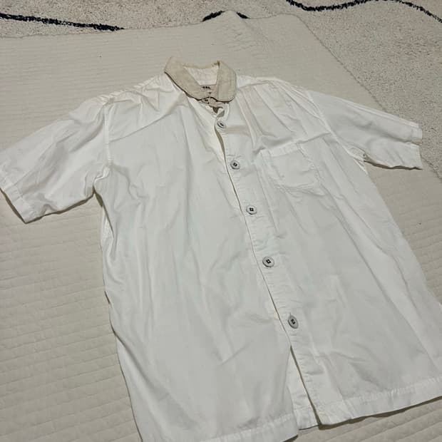 캐피탈 린넨카라 1/2 셔츠