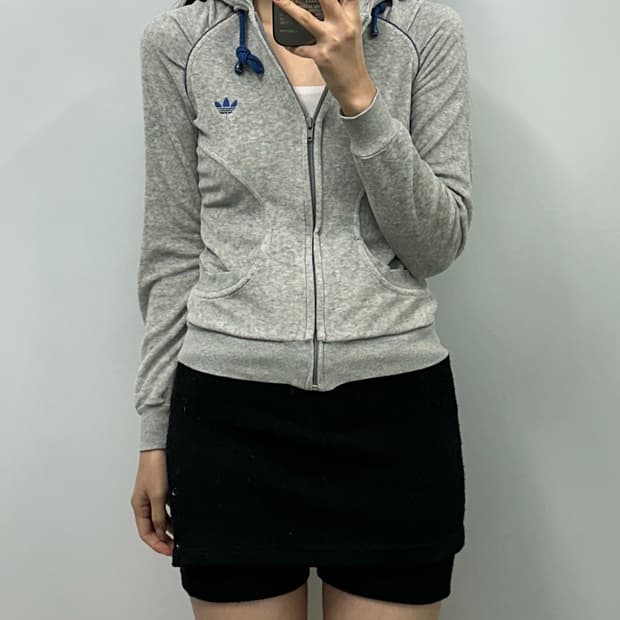 아디다스 그레이 부클 후드집업