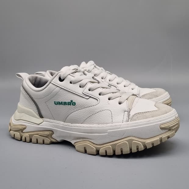 엄브로 운동화 250