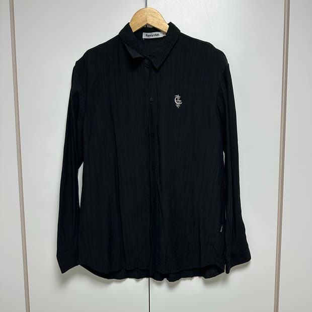 팬시클럽 링클 블랙 셔츠