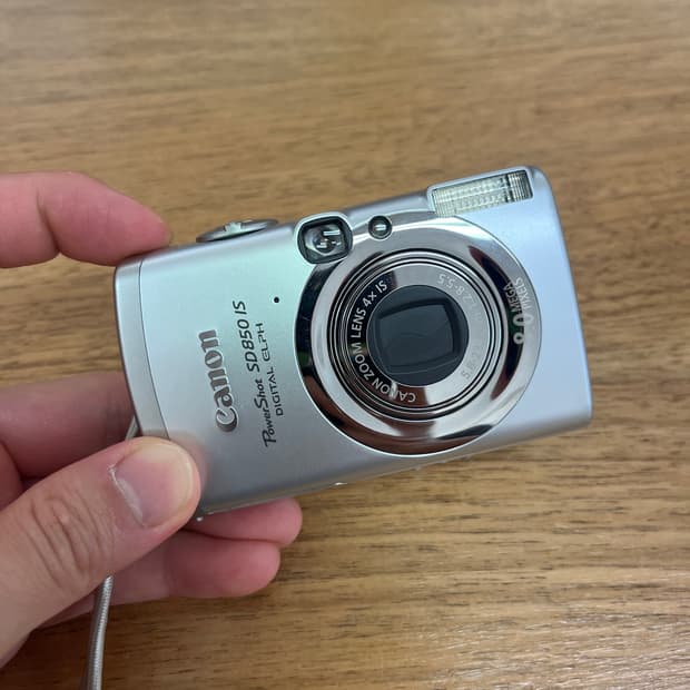 (토모토모 유인픽!)캐논 IXUS 950 IS(SD850, IXY810)