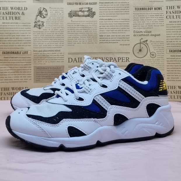 뉴발란스 850 화이트 블루 운동화 240