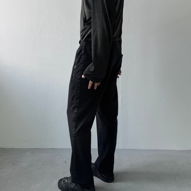 프라다 트랙 팬츠