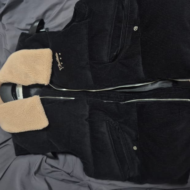 Oioi 컬렉션 코듀로이 패딩 조끼