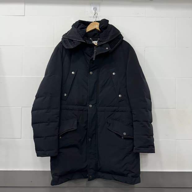 CP컴퍼니 고글 덕다운 패딩